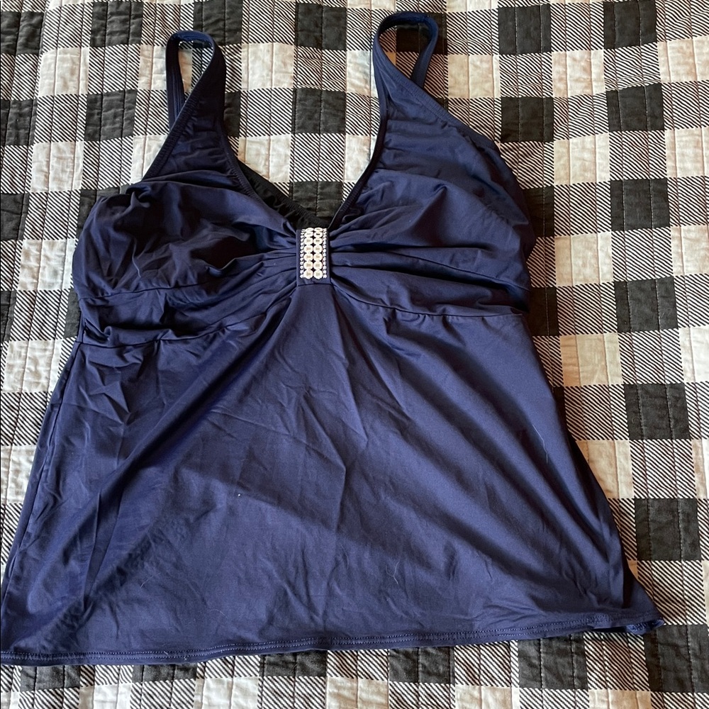 Coco Reef Navy Tankini top, bra sized 38 E, EUC